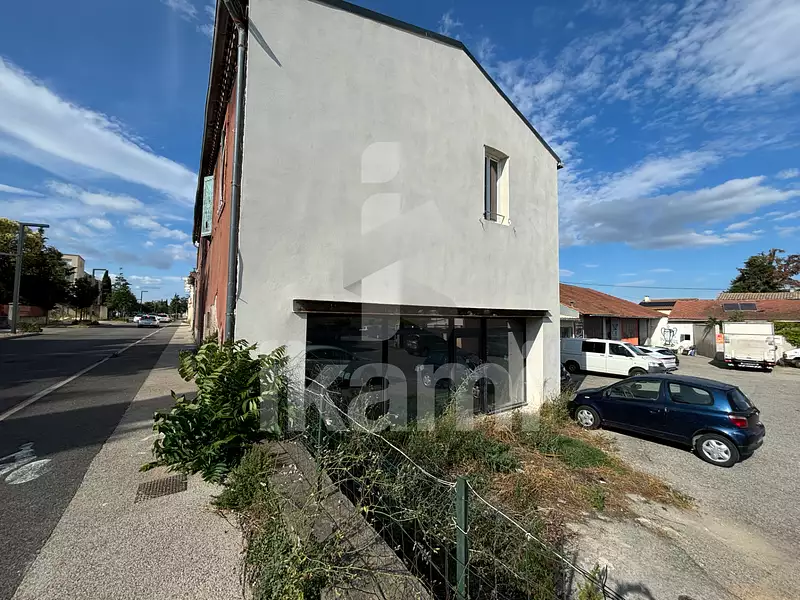 Immeuble, 192 m²