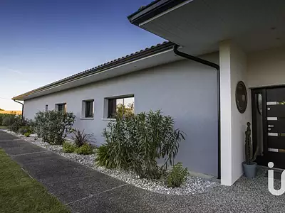Maison, 265 m²