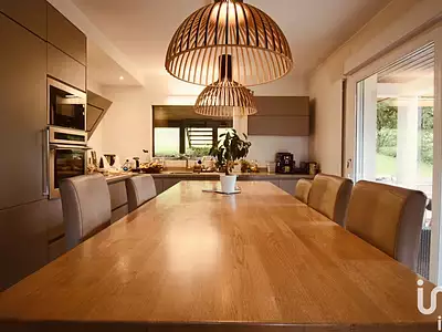 Maison, 170 m²