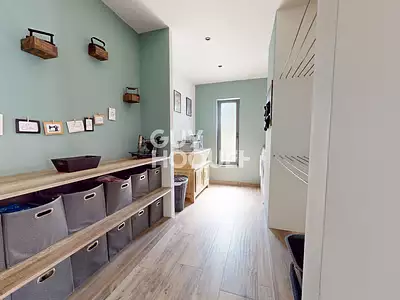 Maison, 240 m²