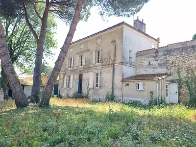 Maison, 235 m²