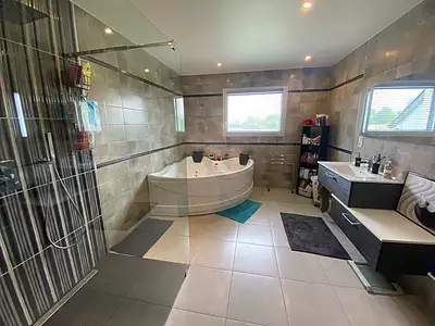 Maison, 179 m²