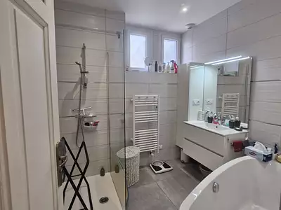 Maison, 285 m²