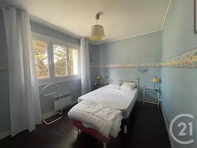 Maison, 225,8 m²