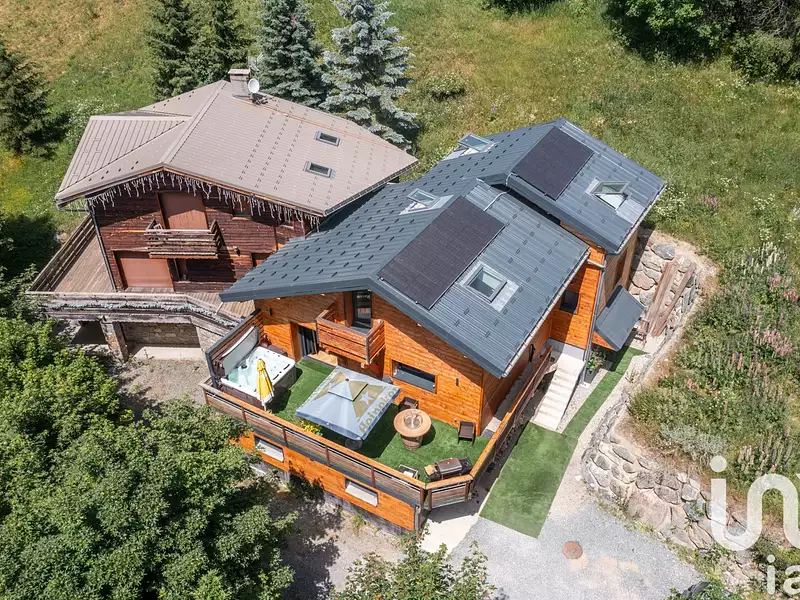 Maison, 223 m²
