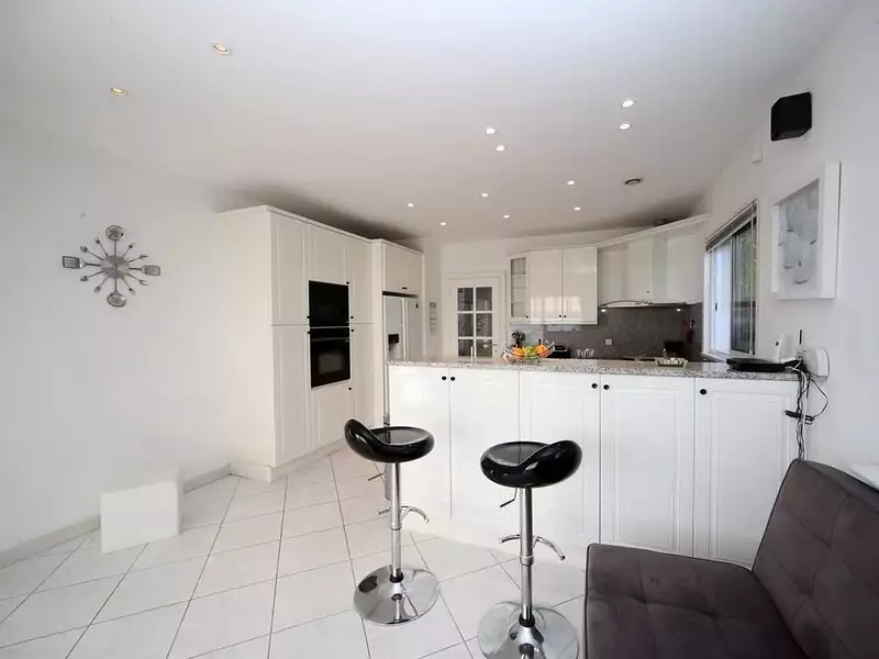 Maison, 457 m²