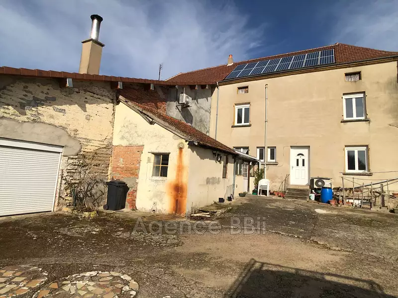 Maison, 240,68 m²