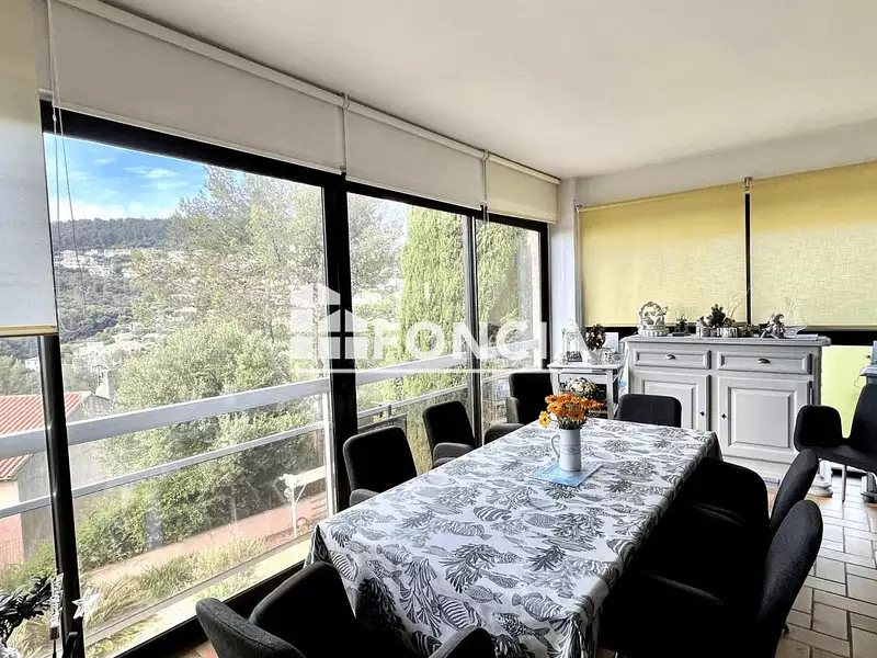 Maison, 183 m²