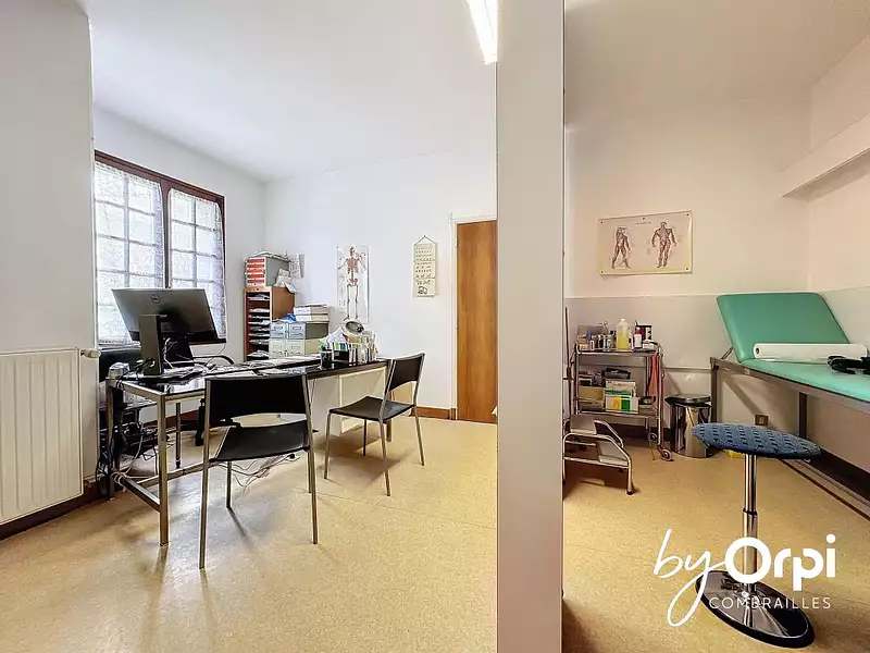 Maison, 319 m²