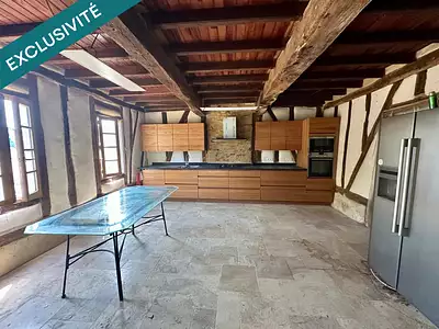 Maison, 390 m²