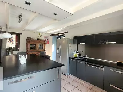 Maison, 228 m²