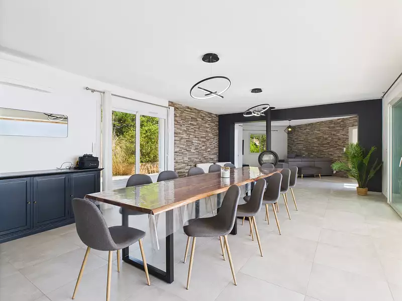 Maison, 420 m²