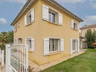 Maison, 161 m²