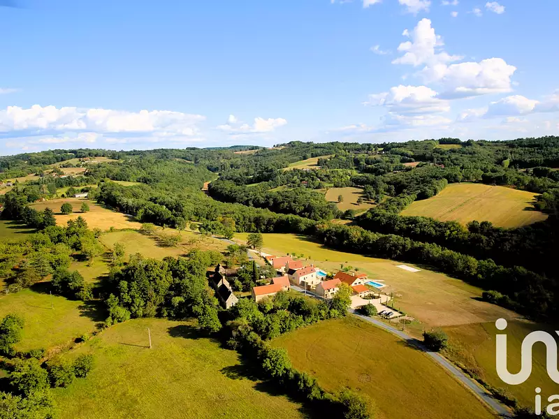 Maison, 760 m²