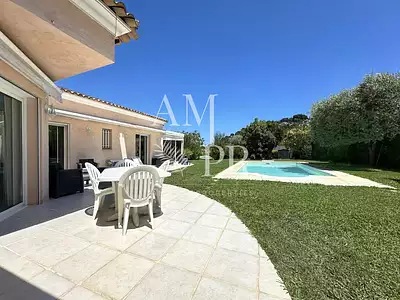 Maison, 175 m²