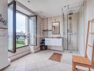 Maison, 168 m²