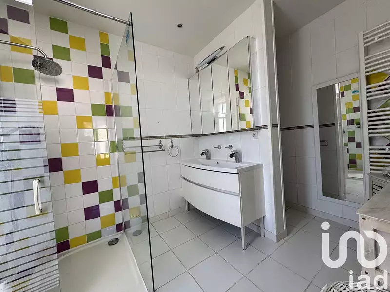 Maison, 208 m²