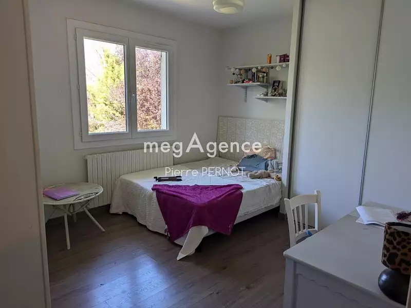 Maison, 300 m²