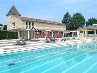 Divers, 70 000 m²