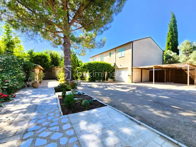 Maison, 163 m²