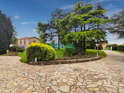 Maison, 238 m²