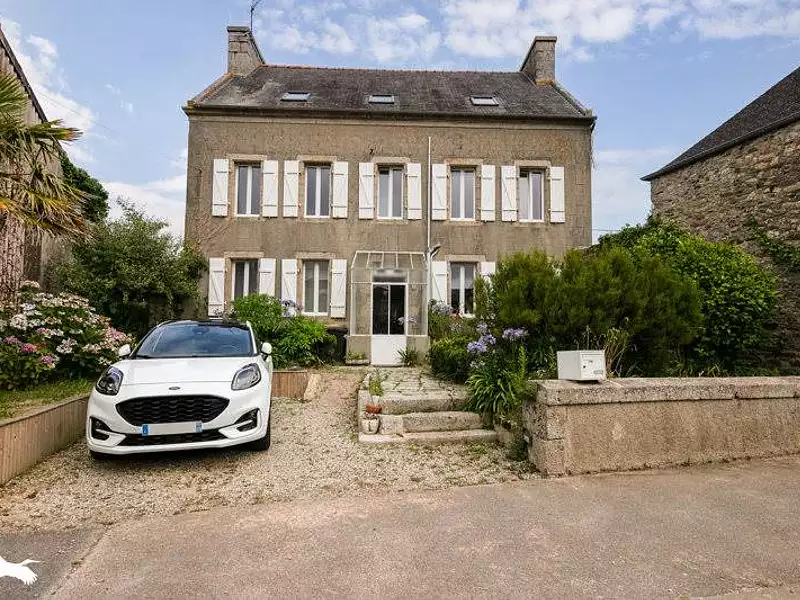 Maison, 225 m²
