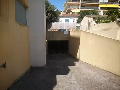 Parking, 13 m²