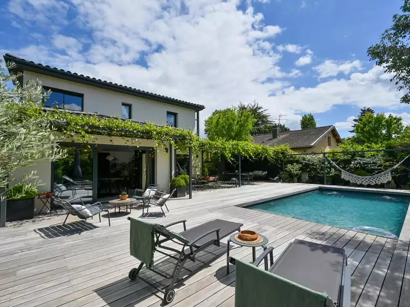 Maison, 157 m²