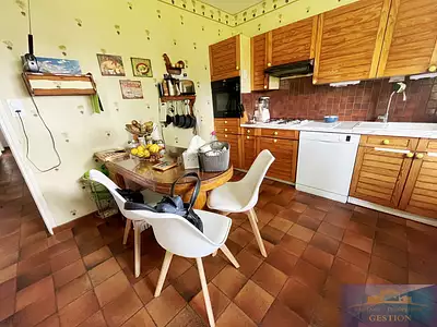 Maison, 190 m²