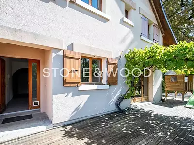 Maison, 230,8 m²