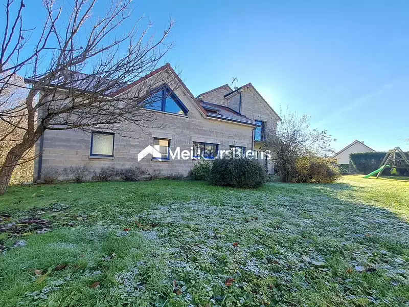 Maison, 241 m²