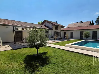 Maison, 223 m²