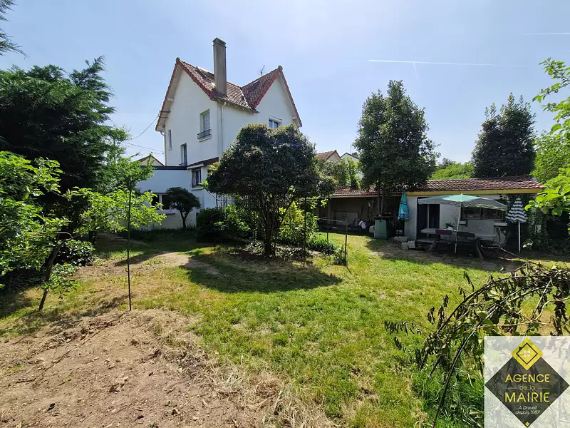 Maison, 94 m²