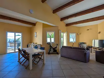 Maison, 196 m²