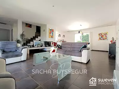 Maison, 144 m²