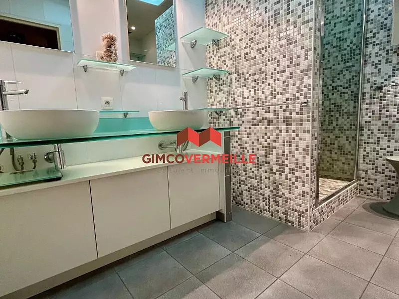 Appartement, 142,82 m²