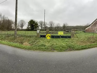 Terrain, 2 424 m²