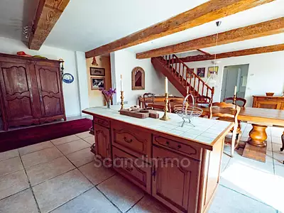 Maison, 220 m²