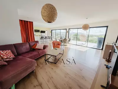 Maison, 204 m²