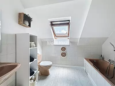 Immeuble, 180 m²