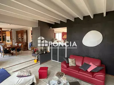 Maison, 220 m²