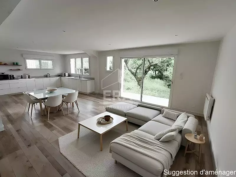 Maison, 199 m²