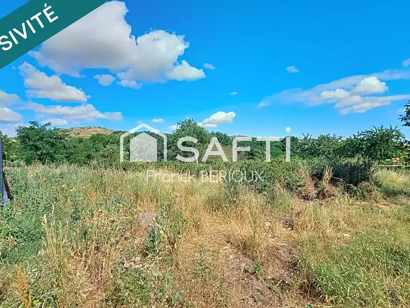 Terrain, 604 m²