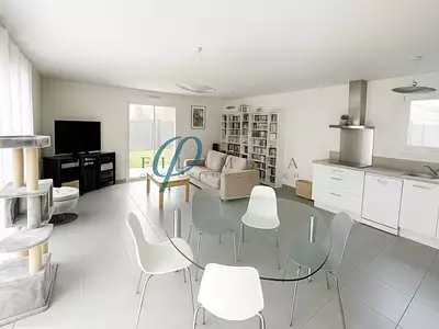 Maison, 102 m²