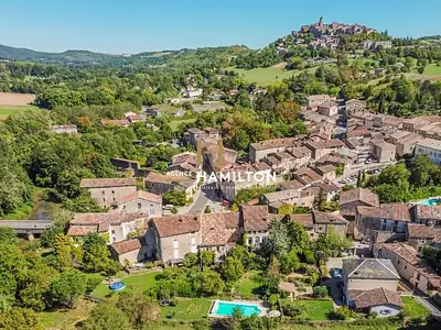 Maison, 378 m²
