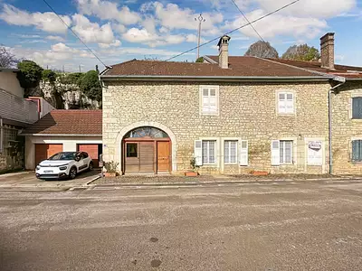 Maison, 250 m²