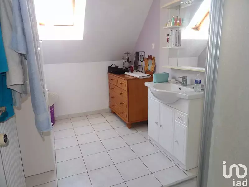 Maison, 166 m²