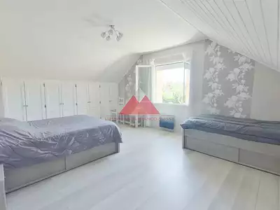 Maison, 238 m²