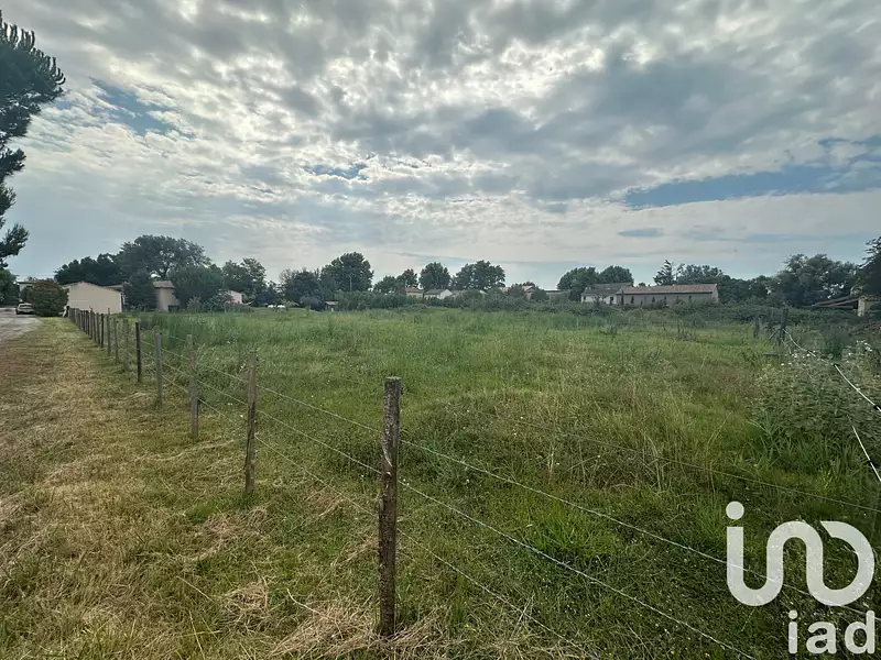 Terrain, 1 114 m²