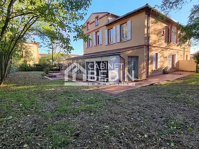 Appartement, 179 m²